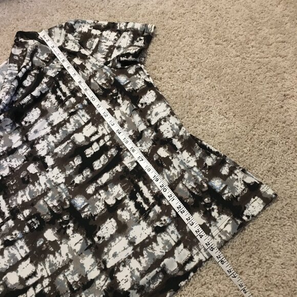 Vintage Tradition Canadian Modern Ink Blot Studded Shoulder Drape Neck Tee - Picture 15 of 16